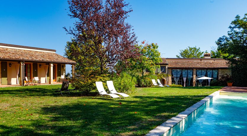 Photo of Emilia-Romagna Romance