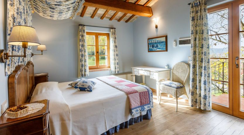 Photo of Emilia-Romagna Romance