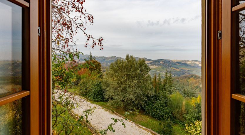 Photo of Emilia-Romagna Romance