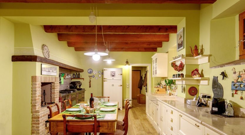 Photo of Emilia-Romagna Romance