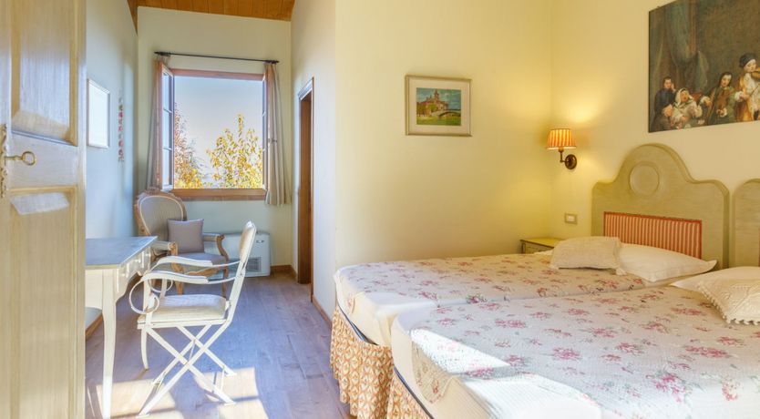 Photo of Emilia-Romagna Romance