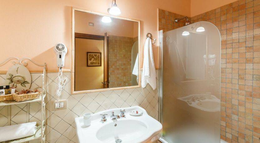 Photo of Emilia-Romagna Romance