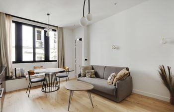 Peach Spritz Apartment