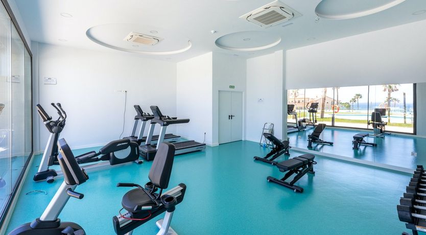 Photo of Sleek Sapphire