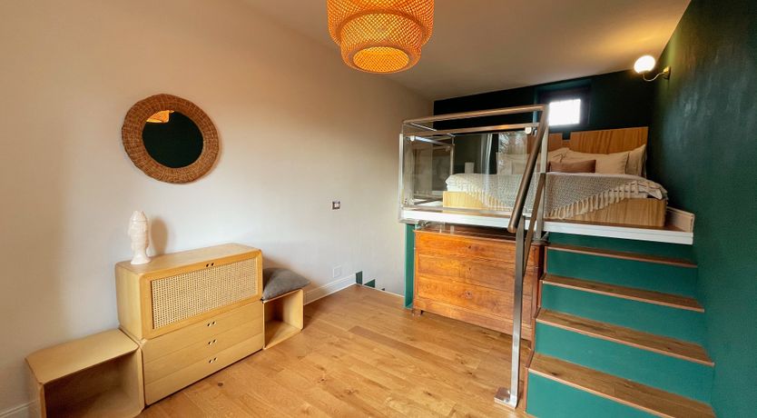 Photo of Up the Haystack