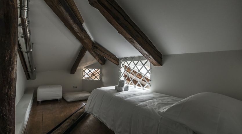 Photo of A Thousand Bridges