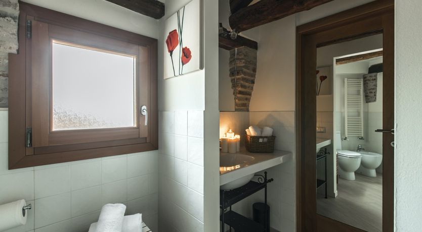 Photo of A Thousand Bridges