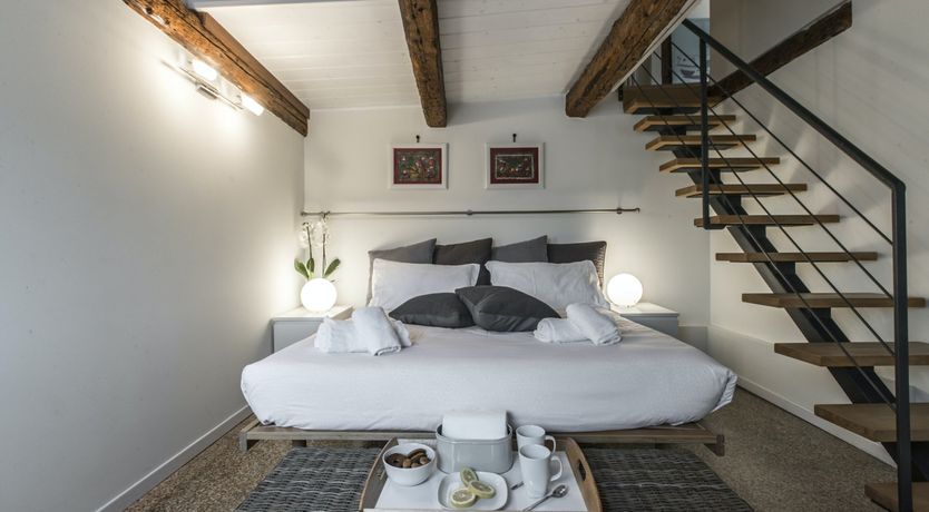 Photo of A Thousand Bridges