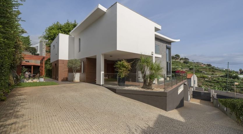 Photo of Sun on the Horizon