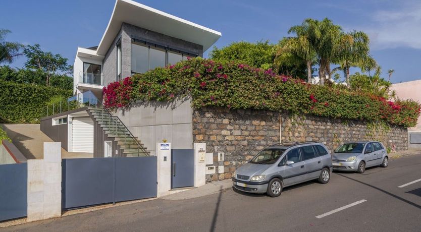 Photo of Sun on the Horizon