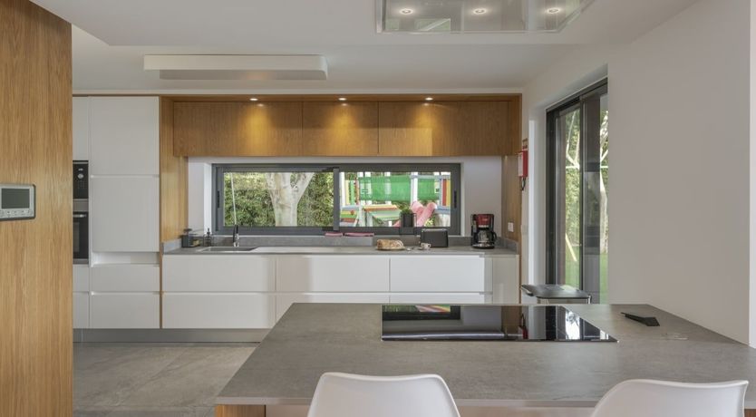 Photo of Sun on the Horizon