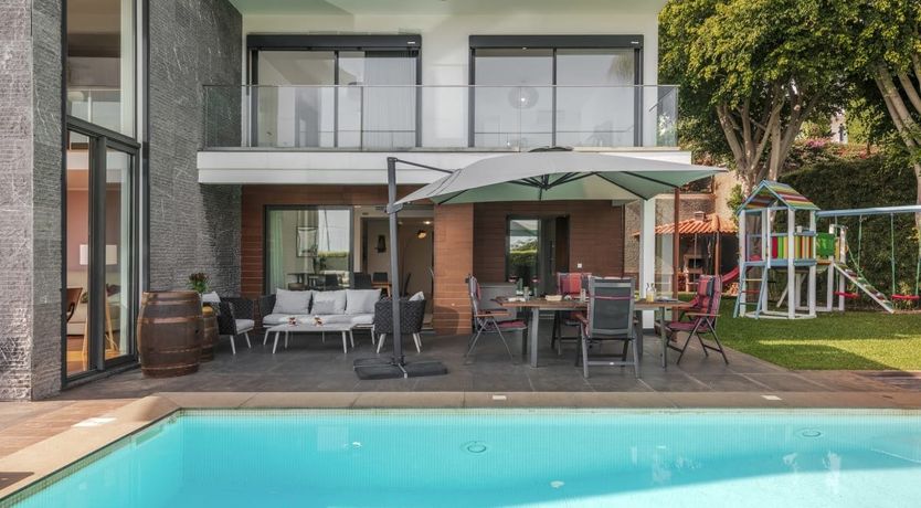 Photo of Sun on the Horizon