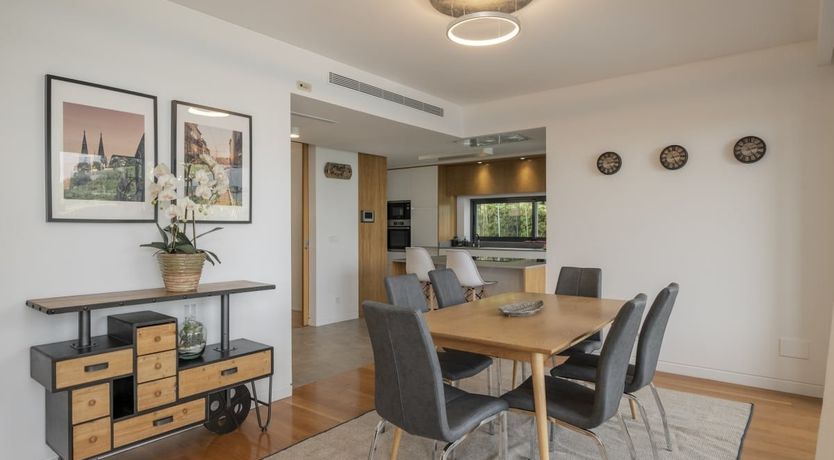 Photo of Sun on the Horizon