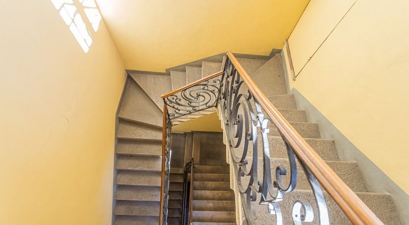 Photo of Como Crystal