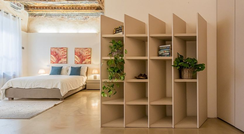 Photo of Como Crystal