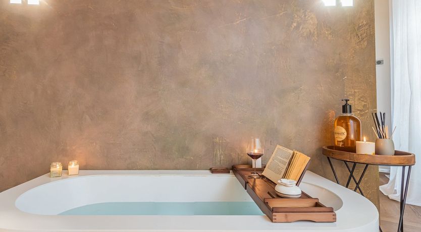 Photo of Como Crystal