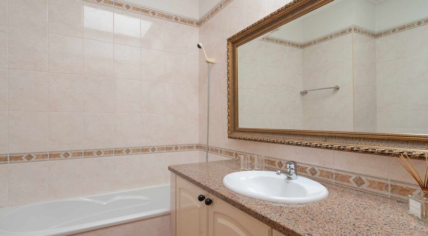 Photo of Mimosa & Bergamot