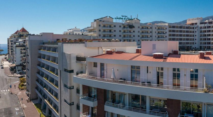 Photo of Mimosa & Bergamot