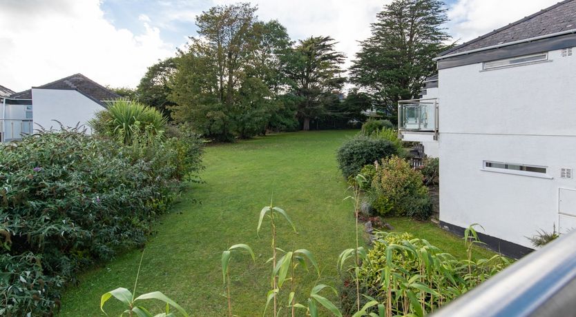 Photo of Plus ça Change