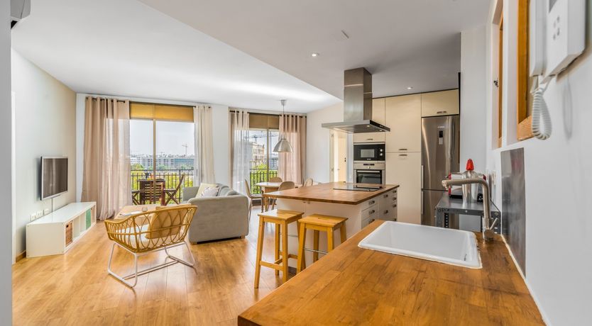 Photo of Gloria Glimmer