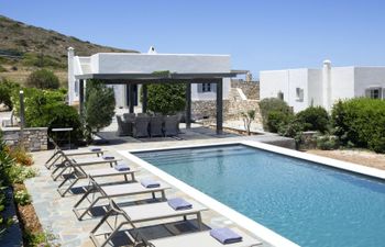 Peach Sunsets Villa