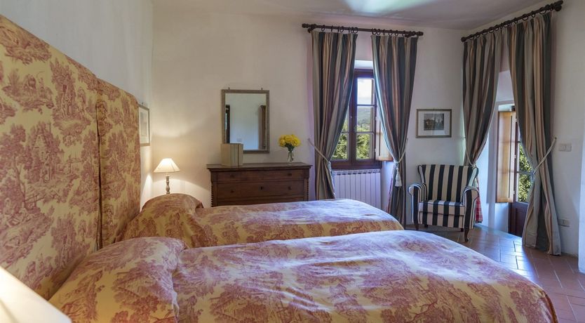 Photo of The Vineyard House