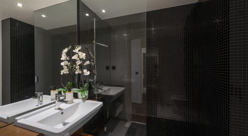 Photo of The Madeira Mix