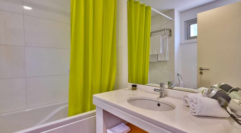 Photo of Glossy Reflections