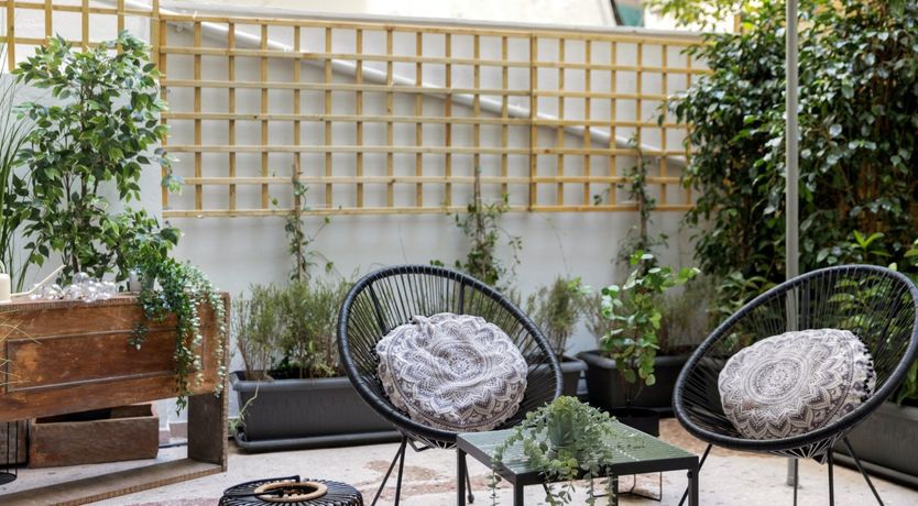 Photo of Zeas' Waves