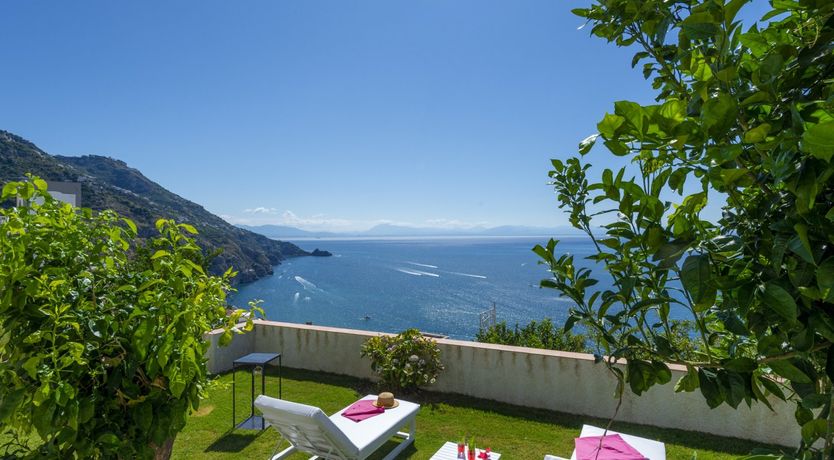 Photo of The Sun Across the Gulf