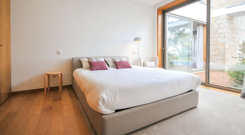 Photo of Velvet Moon