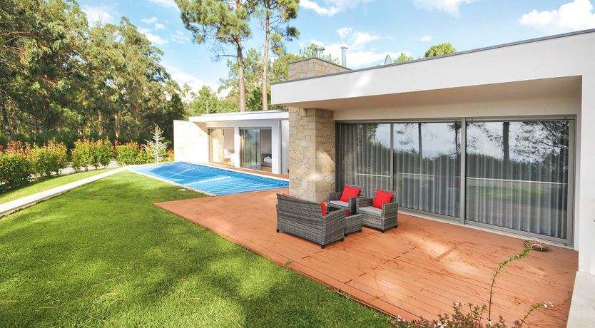 Photo of Velvet Moon