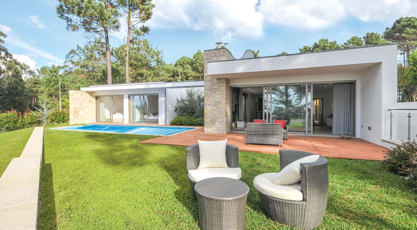 Photo of Velvet Moon