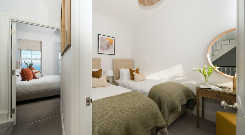 Photo of Come Up and Sea Me