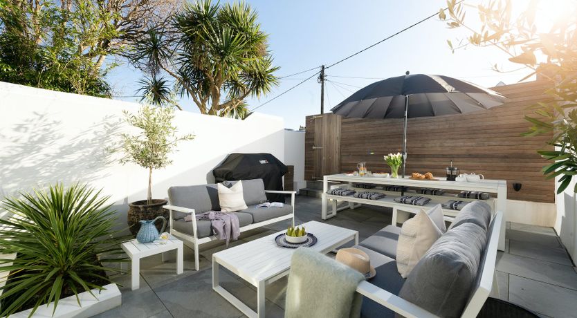 Photo of Come Up and Sea Me