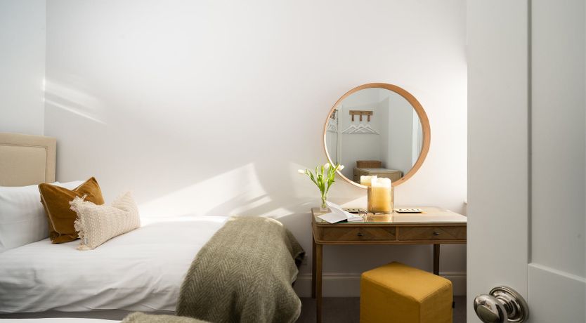 Photo of Come Up and Sea Me