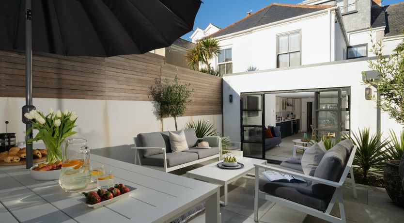 Photo of Come Up and Sea Me