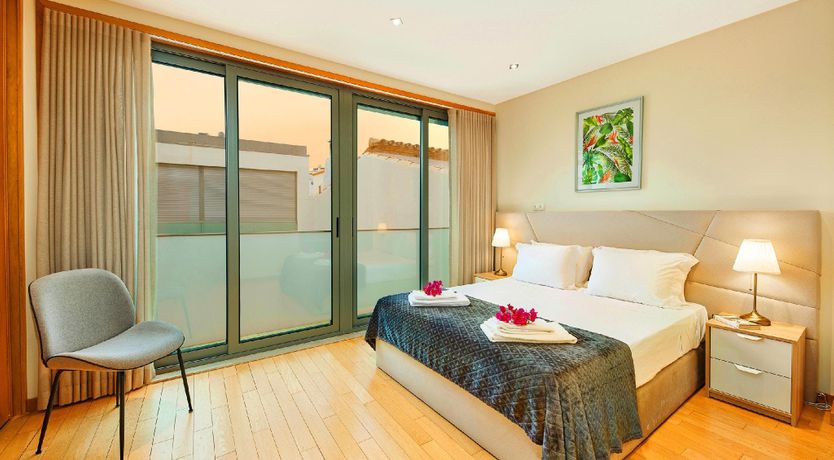 Photo of Rich Pickings