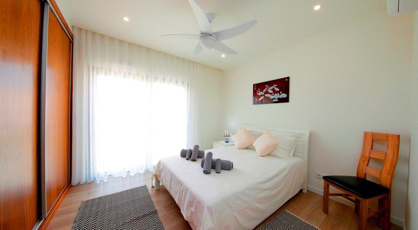 Photo of An Infinite Horizon