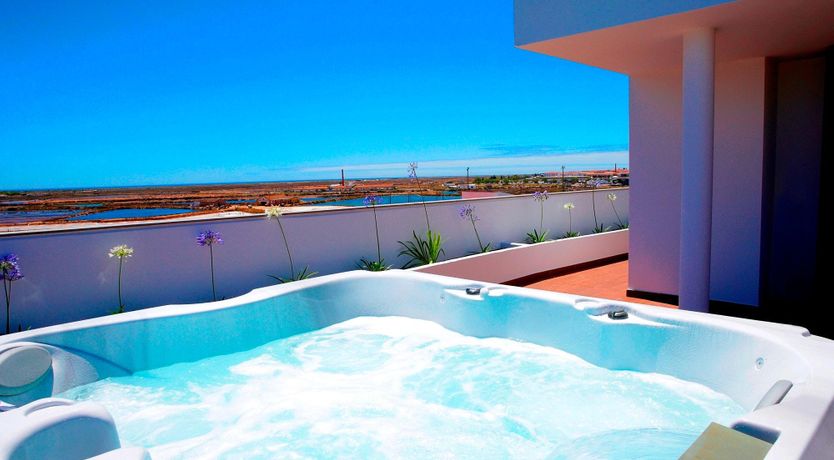 Photo of An Infinite Horizon