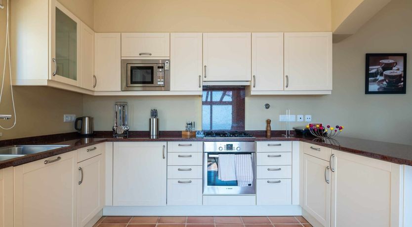 Photo of Blurred Horizons