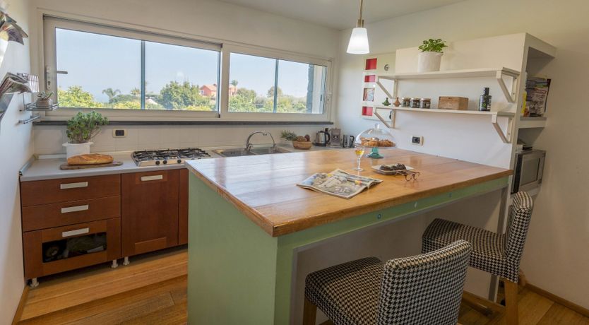 Photo of Aromatic Breeze