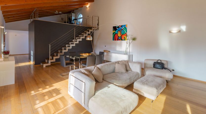 Photo of Aromatic Breeze