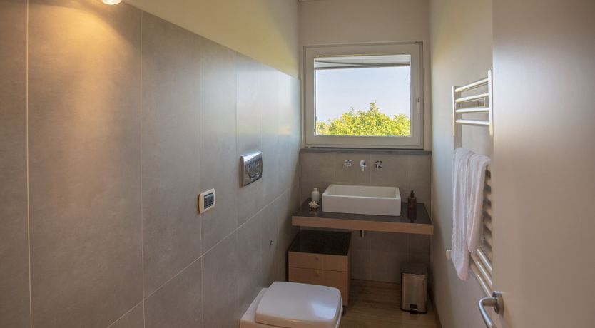 Photo of Aromatic Breeze