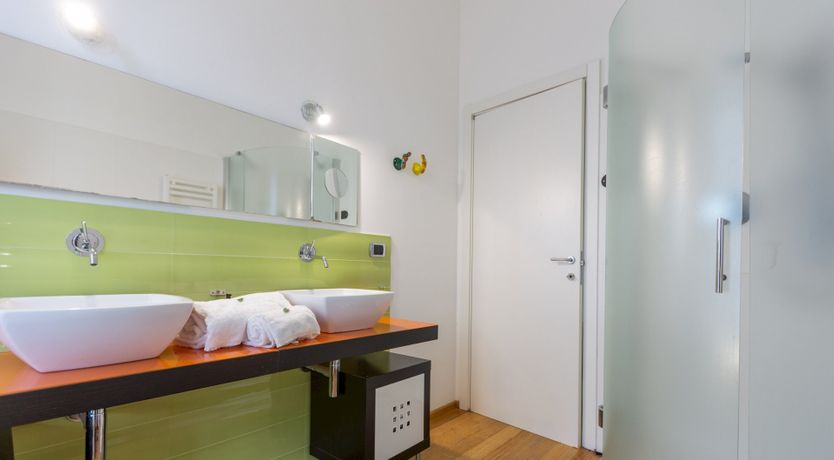 Photo of Aromatic Breeze