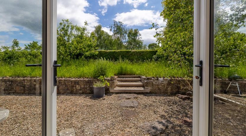 Photo of 1 Bed in Cocklake