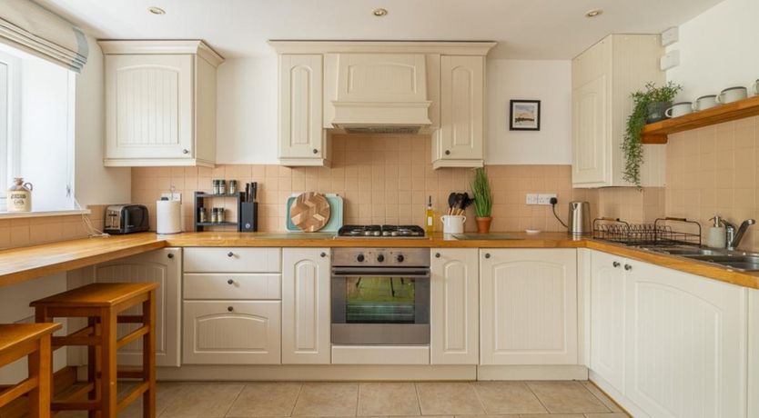 Photo of 1 Bed in Cocklake