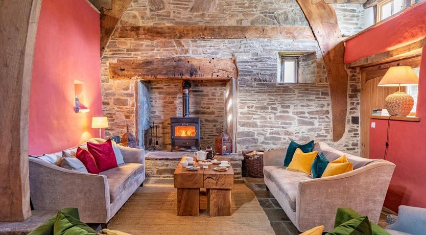 Photo of 5 Bed in Hay on Wye