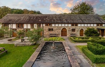 Barn in Mid Wales Holiday Home