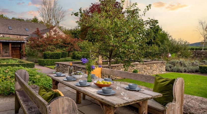 Photo of 5 Bed in Hay on Wye